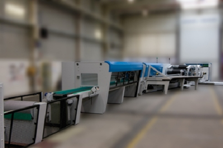 Fig76-Cutter-and-splicing-steel-belts_VMI-450px