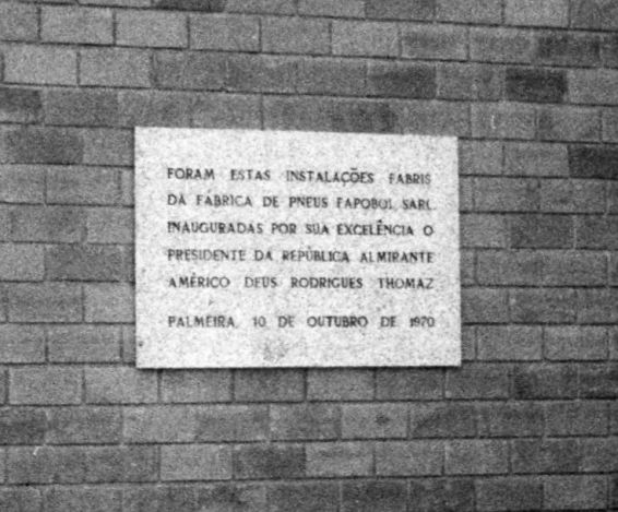 Placa Comemorativa FPFapobol-1970-77pc